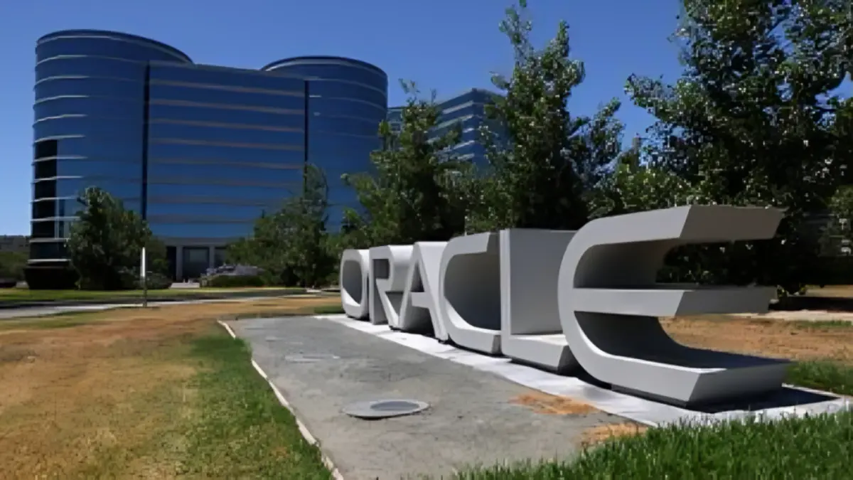 Oracle Meta AI cloud deal, Oracle in talks with Meta $20B, Meta cloud computing partnership Oracle, Oracle Cloud Infrastructure deal Meta, AI infrastructure providers competition